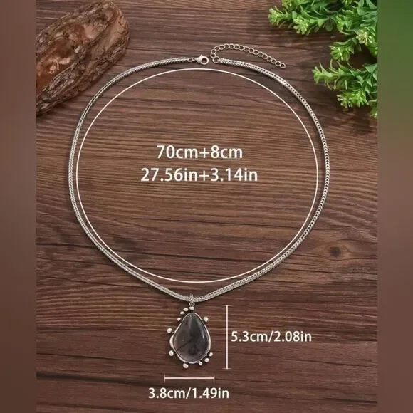 Elegant Silver Tone Pendant Necklace with Unique Stone Design - Picture 4 of 4